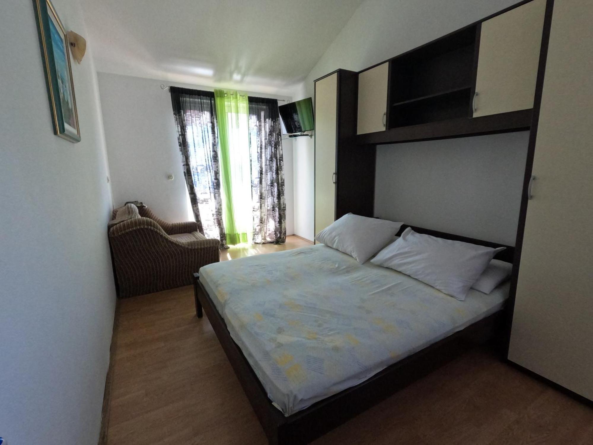 Apartmani Daniela Rab Town Exterior photo